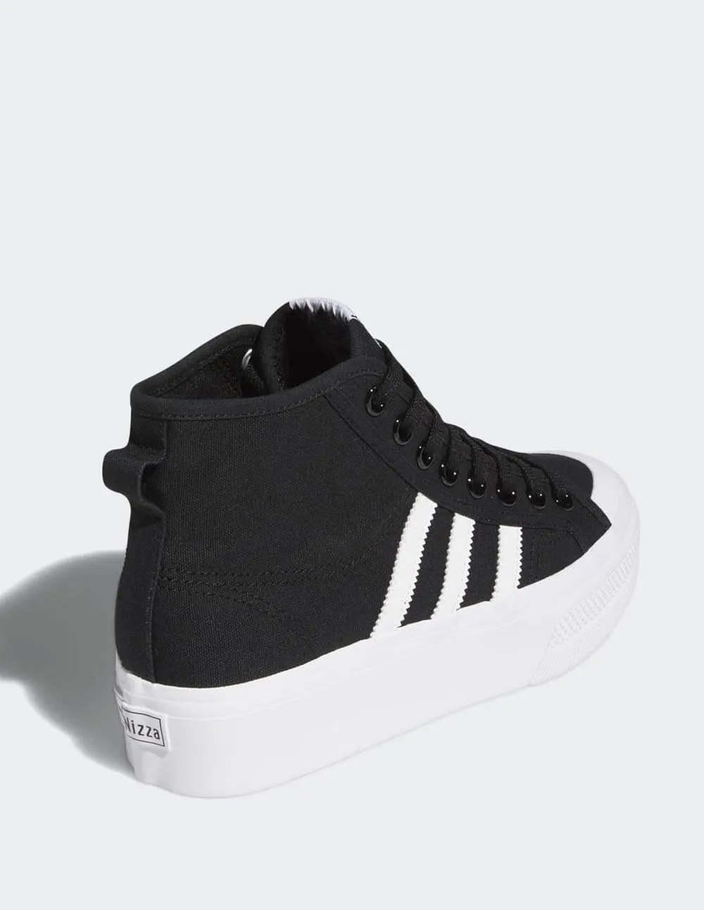 adidas Nizza Platform Mid Negras y Blancas Mujer
