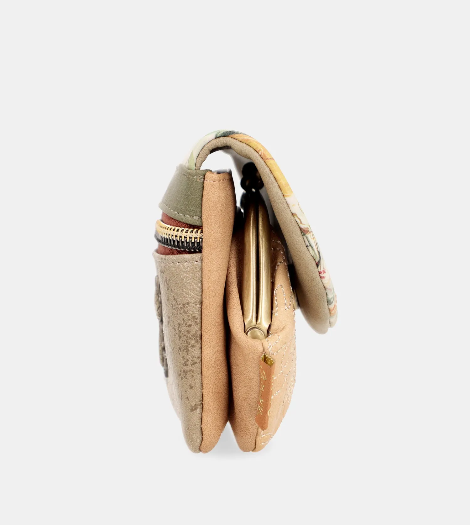 Amazonia flap wallet