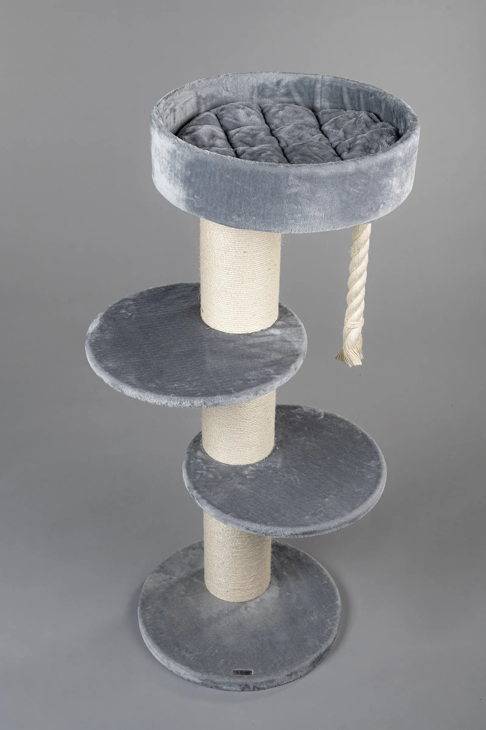 Main Coon Sleeper Light Grey