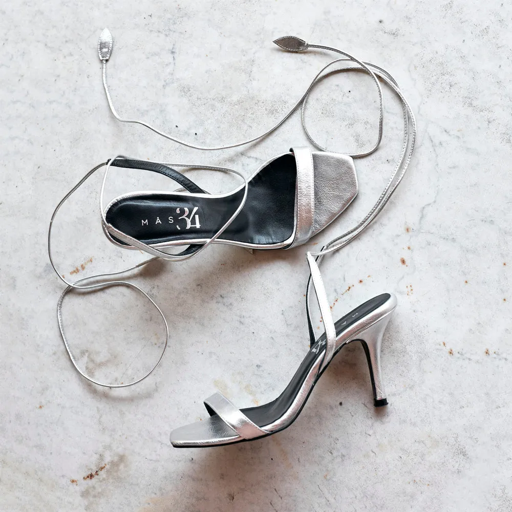 SANDALIA TACÓN FIONA PIEL LAMINADO PLATA 8CM