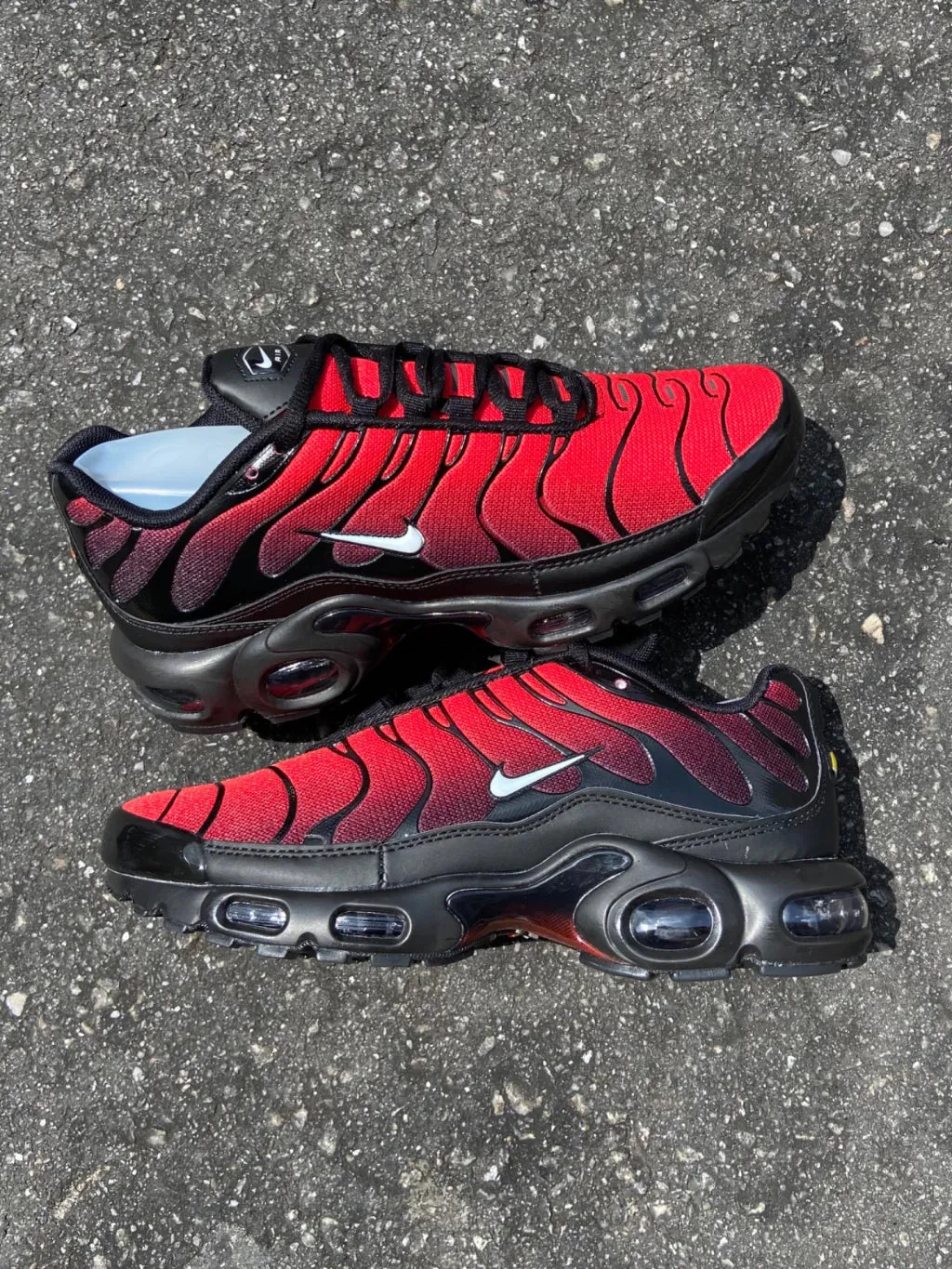 Tênis AIR MAX TN Plus Deadpool