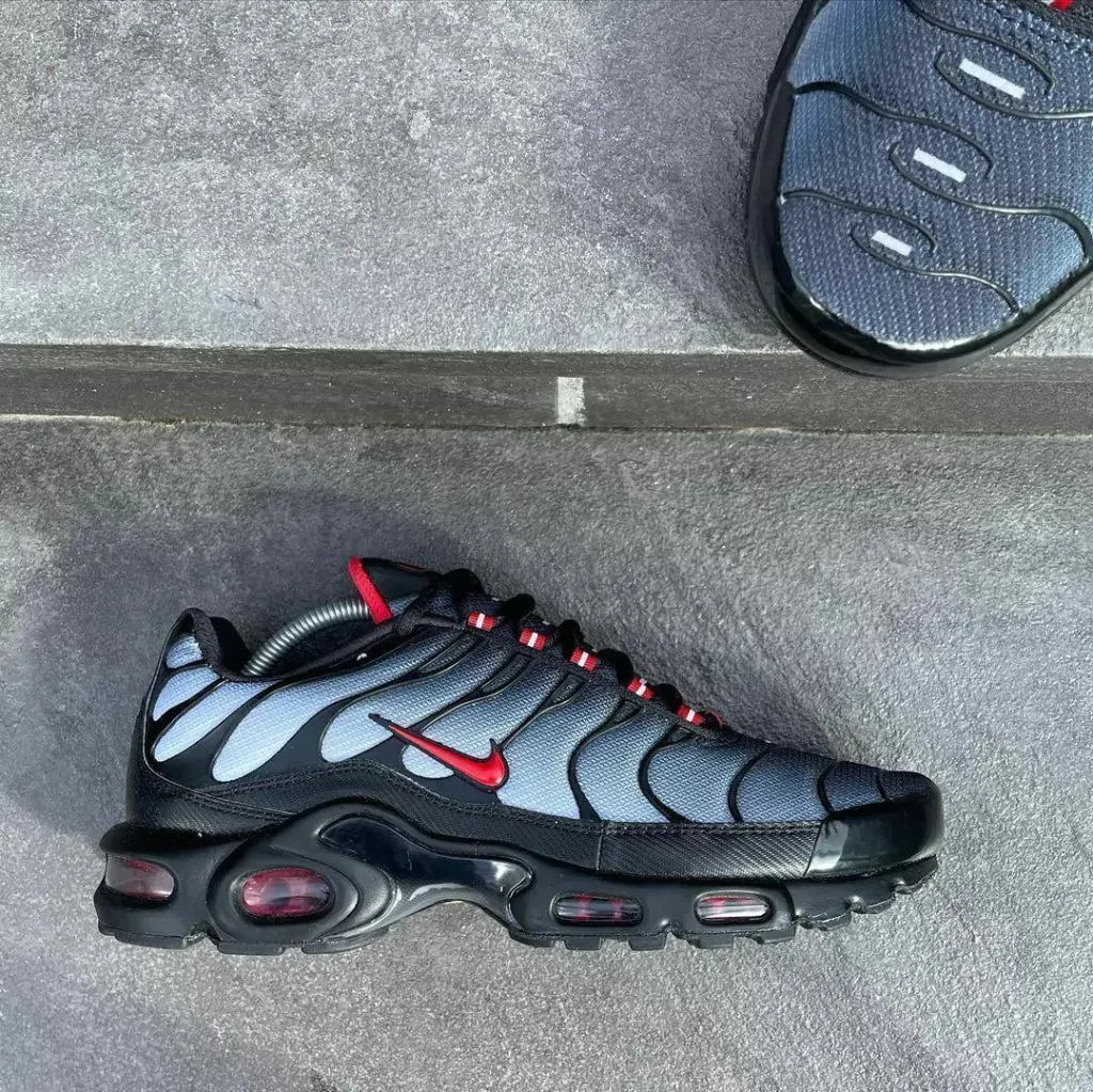 Tênis AIR MAX TN Plus Deadpool